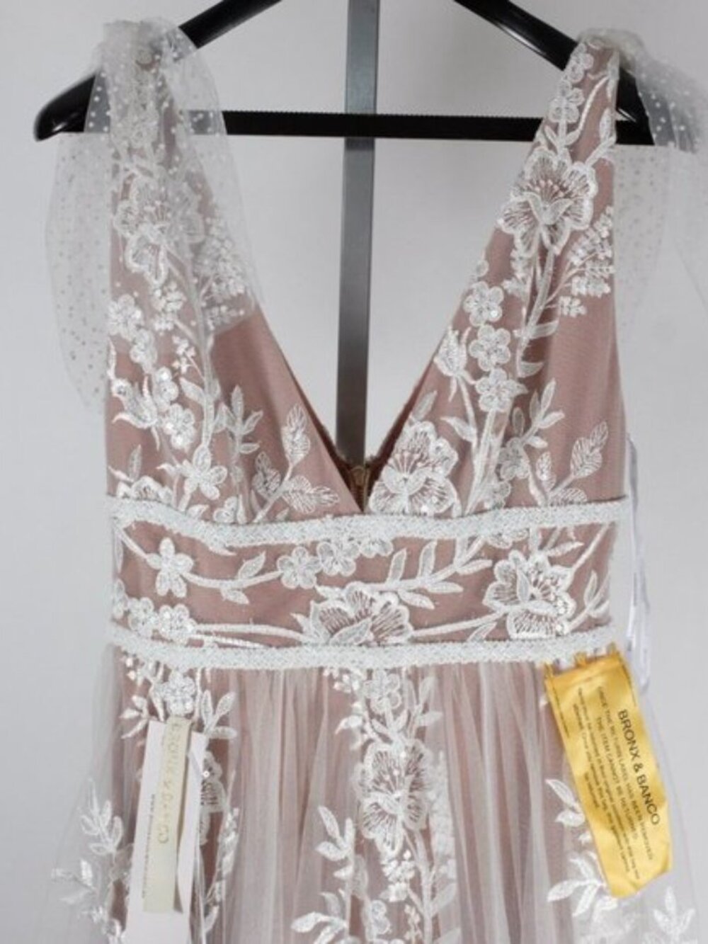 New Bronx and Banco wedding dress Tunisia bridal gown AU 10 / US 6 - Picture 5 of 10